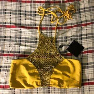 BNWT XL Panama Top in Pineapple